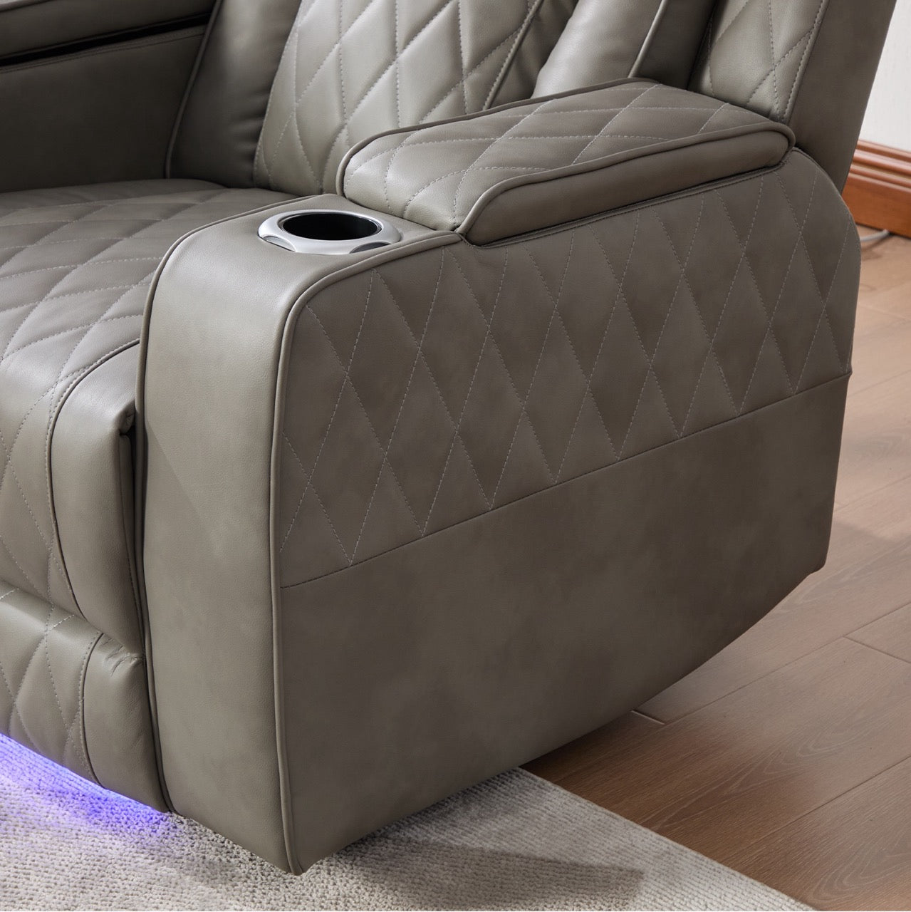 Set canapele dumonde 3+2+1, reclinere electrice, incarcare wireless, USB-C, suport pahare incalzite, lumini LED Selvar