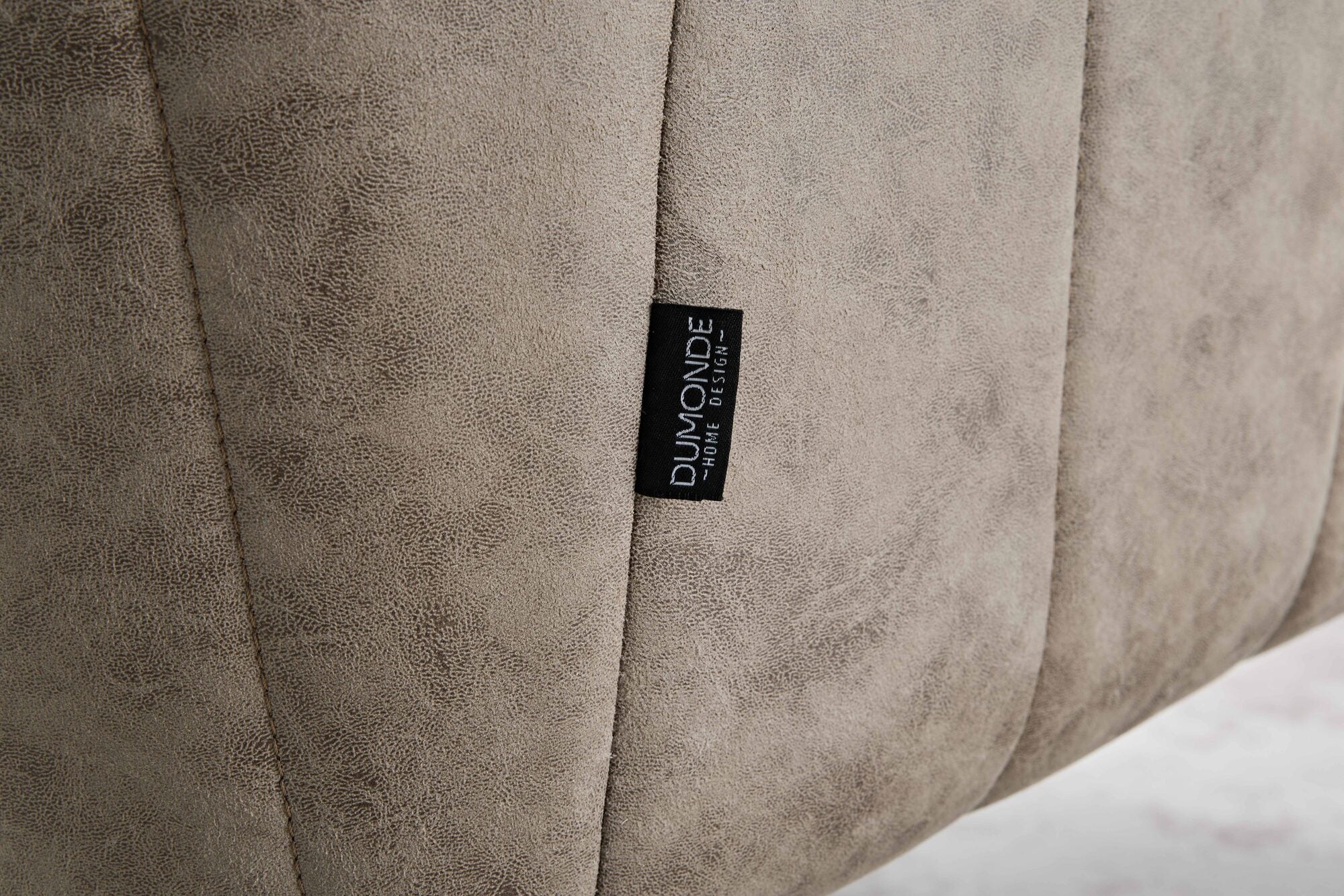 Set masa extensibila dumonde Oslo 180-260x90 cm + 6 scaune Noble 59x65 cm