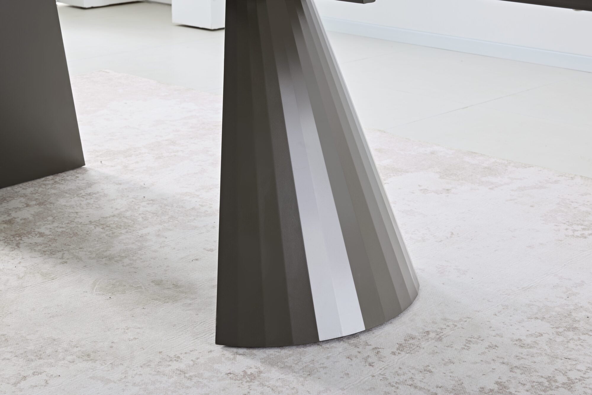 Masa extensibila dumonde cu picioare metalice si blat ceramic si blat ceramic Oslo 180-260x90 cm