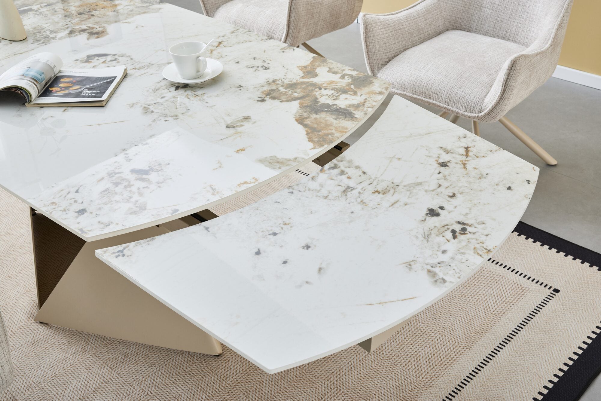 Set masa extensibila dumonde Brass 180-260x90 cm + 6 scaune Loft 61x64 cm