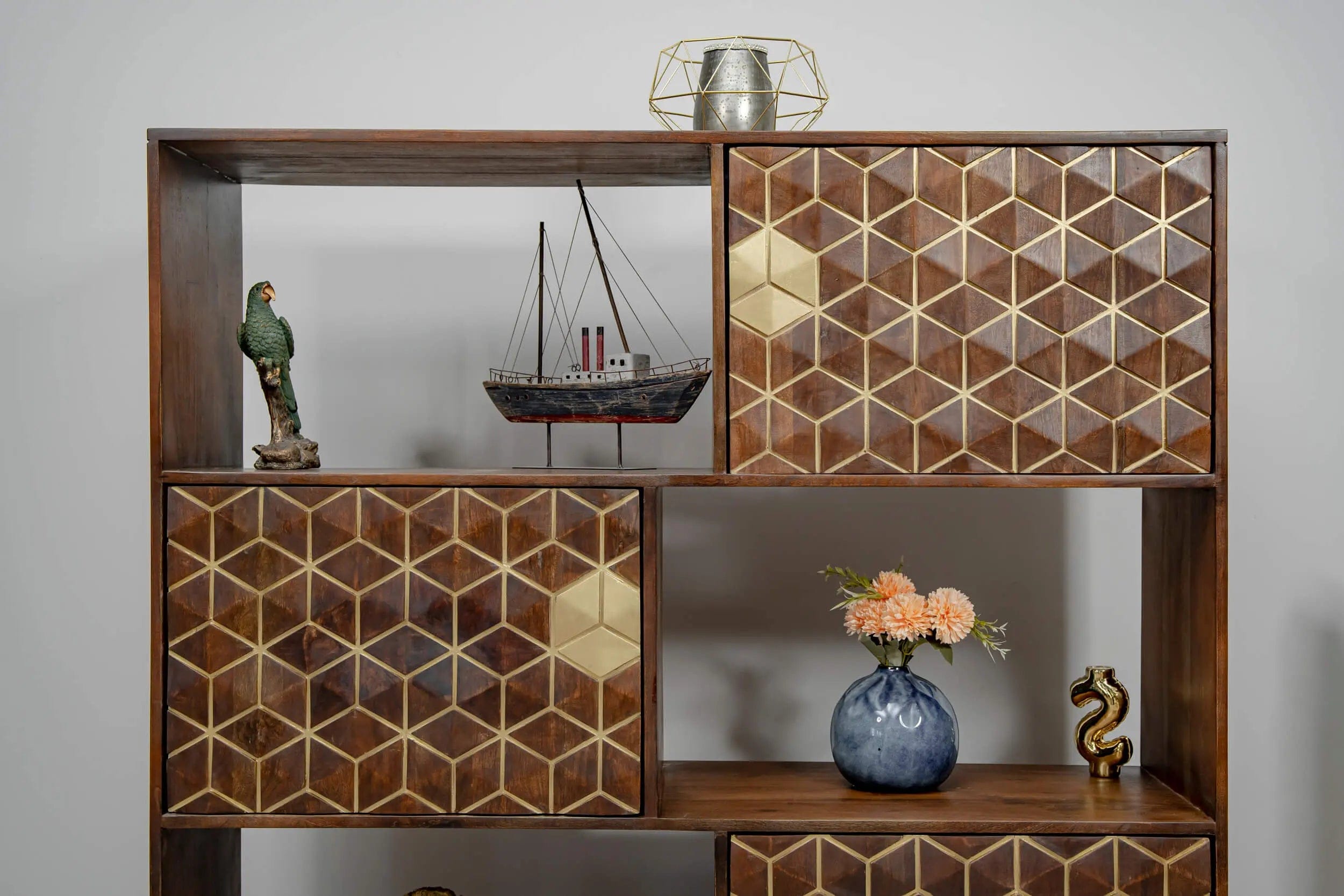 Vitrina din lemn masiv, Mezani, 130x40xh142 cm, dumonde