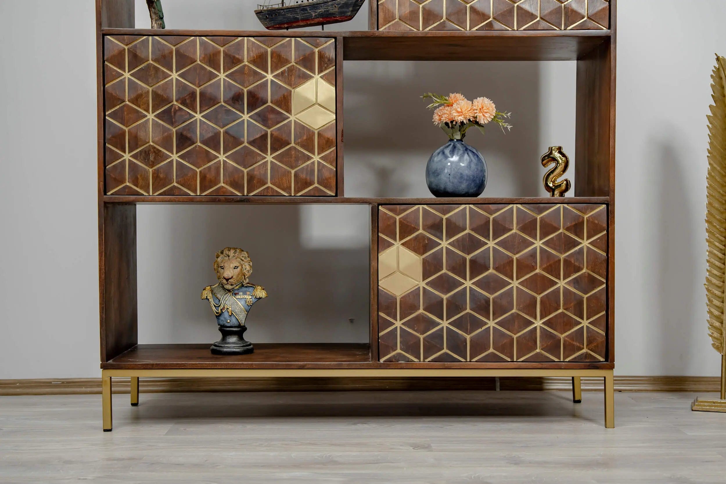 Vitrina din lemn masiv, Mezani, 130x40xh142 cm, dumonde