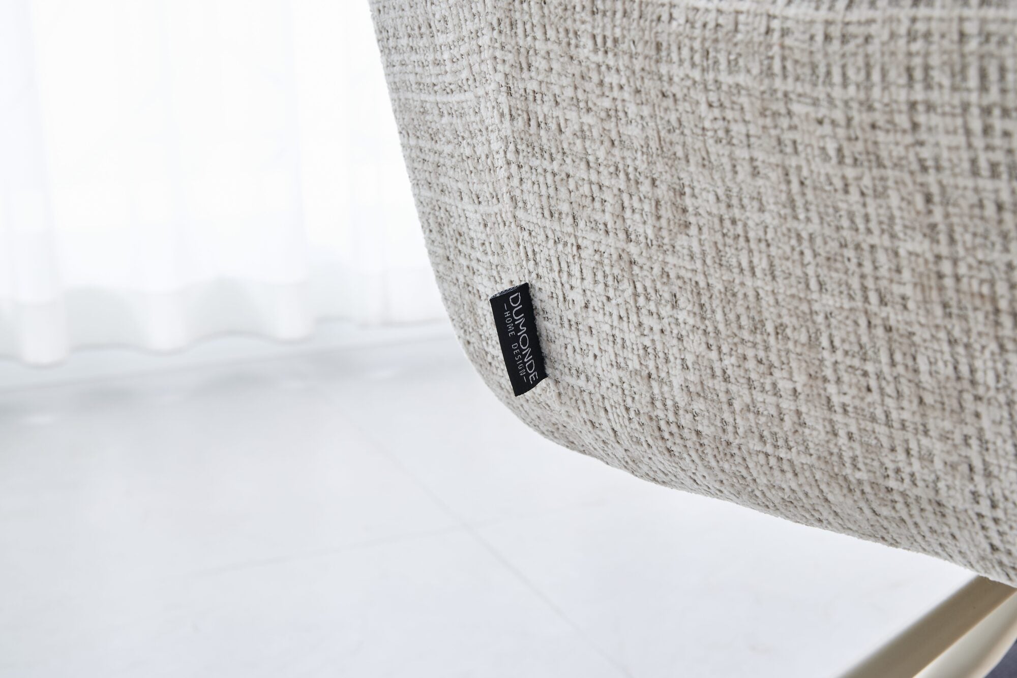 Scaun tapitat cu stofa si picioare metalice Loft 61x64 cm