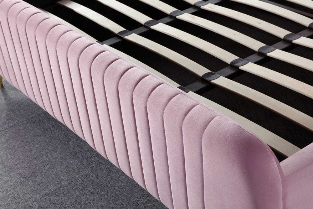 Pat dormitor dumonde, tapitat roz, Orlando 180x200 cm, lada depozitare, somiera rabatabila inclusa CRNB